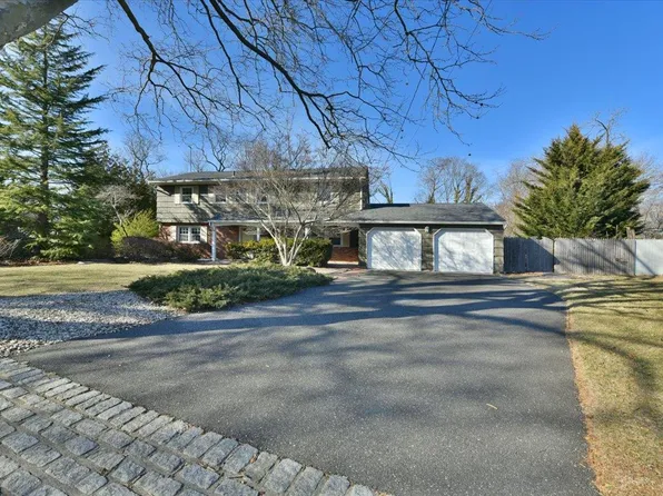 66 Conklin Lane, Huntington, NY 11743
