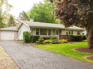 2210 Theda Ln, Rolling Meadows, IL 60008