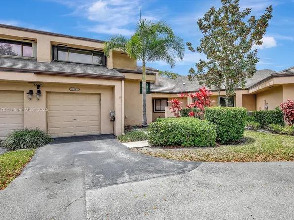 129 Chelsea Ln, Plantation, FL 33324