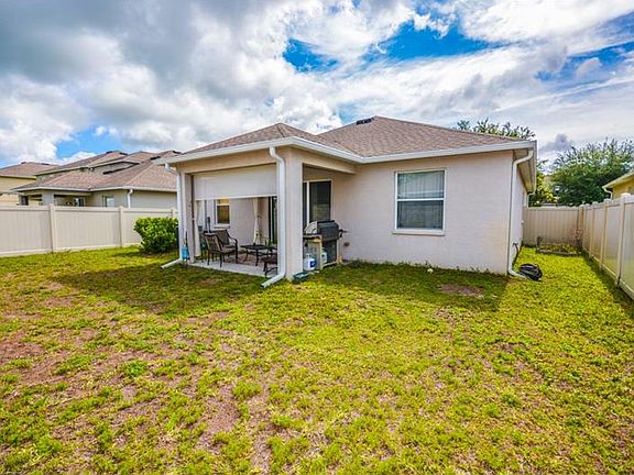 3rd image of 3803 Olde Lanark Dr