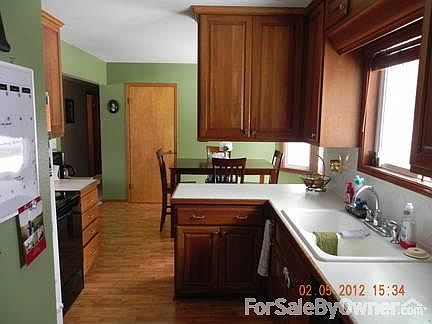 2nd image of 103 Valley Dr