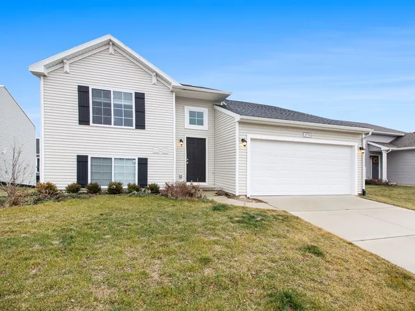 372 White Pine Ct, Belding, MI 48809