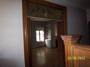 4th image of 135 Winthrop St
