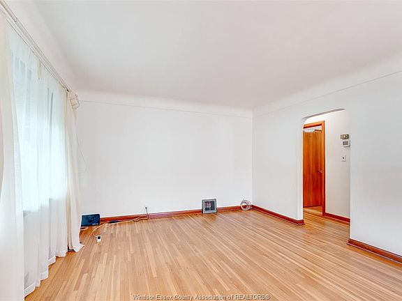 4th image of 3256 Dominion Blvd