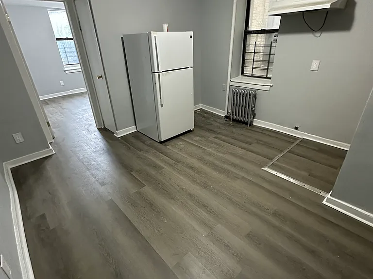 2 Van Cortlandt Park Ave #1SR — Photo 1