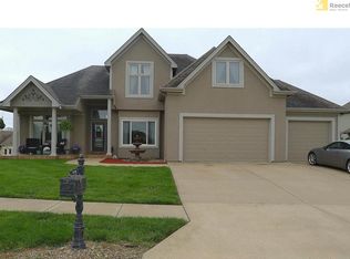 2205 Arbor Ln, Excelsior Springs, MO 64024
