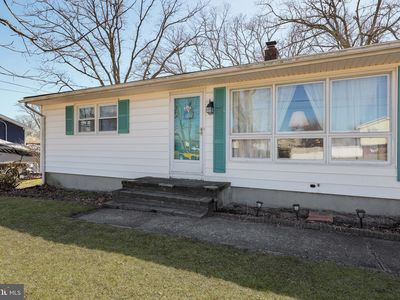 1011 Dove St, Toms River, NJ, 08753
