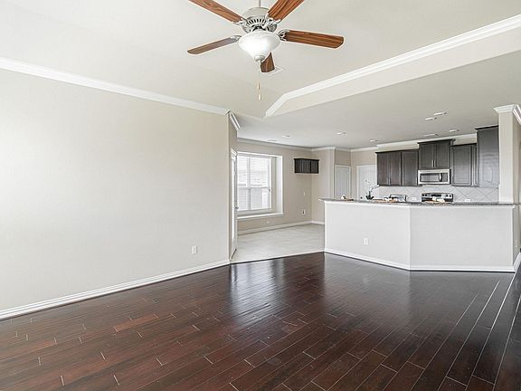 5th image of 5213 Texana Dr