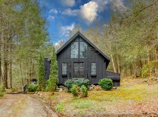 131 E River Rd, Middlefield, MA 01243