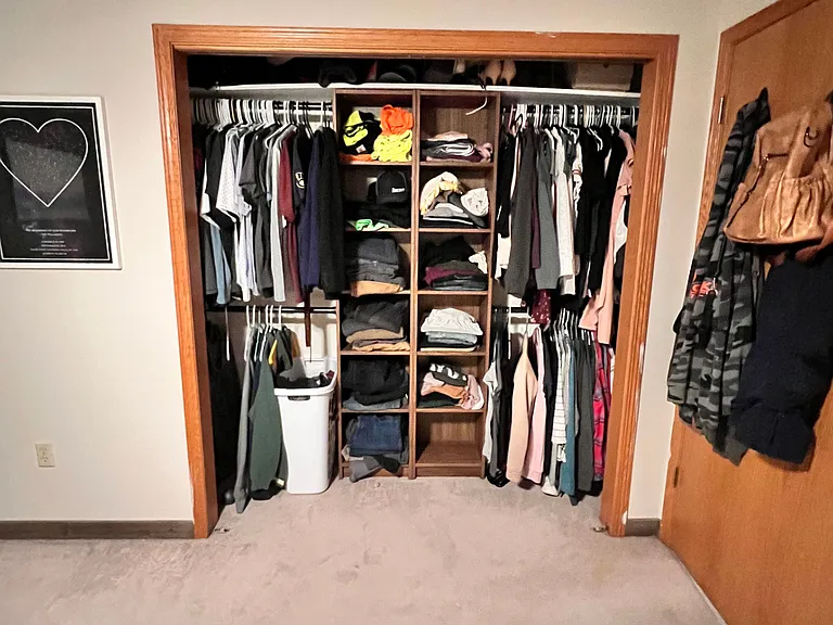 1339 Glenn Pl #1 — Photo 3
