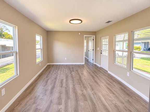 3rd image of 101 Oakhill Ridge Rd #73