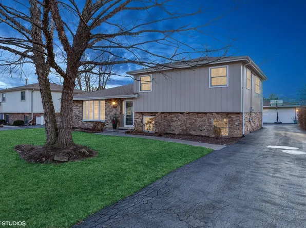 16020 Long Ave, Oak Forest, IL 60452