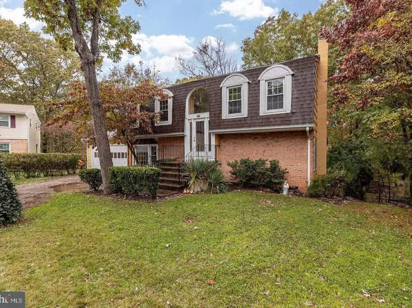 8651 Weir St, Manassas, VA 20110