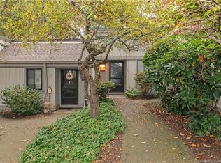 857 Heritage Vlg #C, Southbury, CT 06488