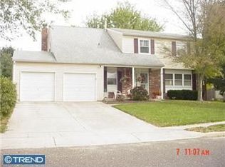 6 Chesterfield Rd, Sewell, NJ 08080