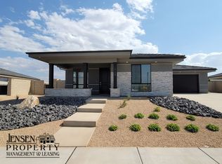 725 W Fire Sky Dr, Saint George, UT 84790