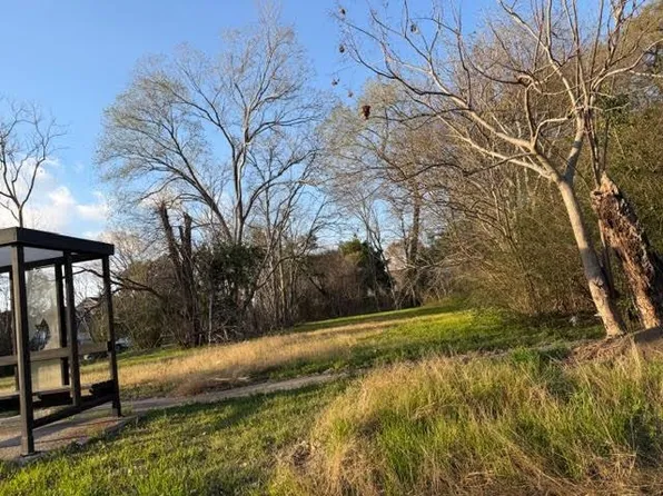 1728 Liberty St, Beaumont, TX 77701