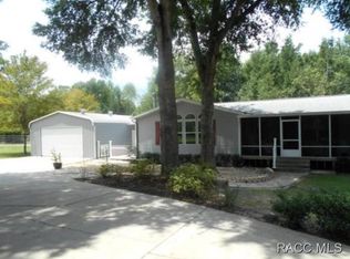 3159 N Holiday Dr, Crystal River, FL 34428