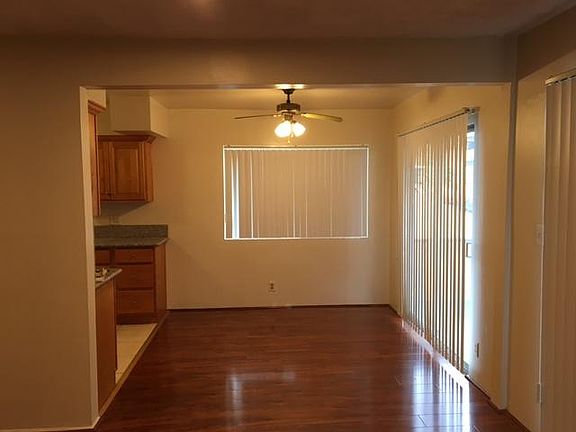 5th image of 1500 College View Dr APT E
