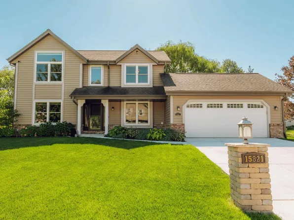 N77W15821 Crossway DRIVE, Menomonee Falls, WI 53051