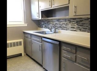 3221 Country Club Rd #1, Bronx, NY 10465