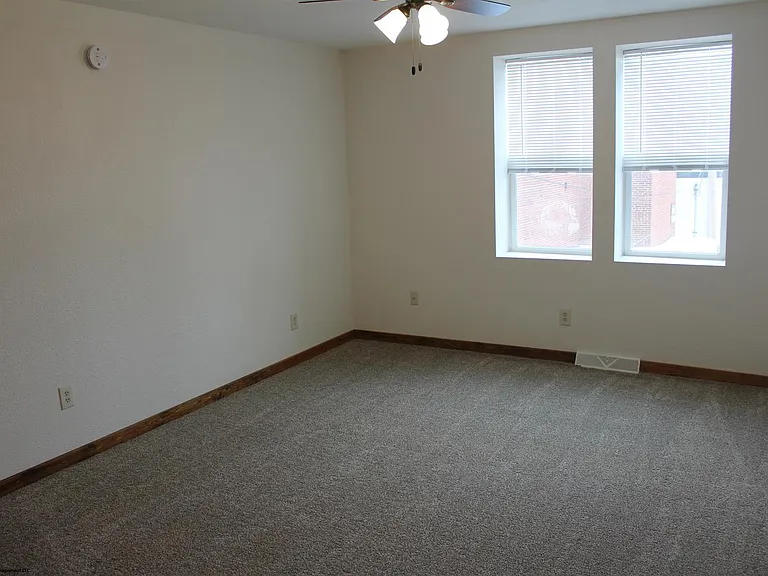 52 N Brown St #B — Photo 3