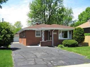 1119 Waverly Pl, Joliet, IL 60435