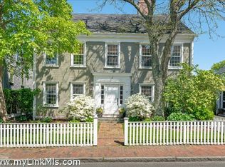 17 Gardner St, Nantucket, MA 02554