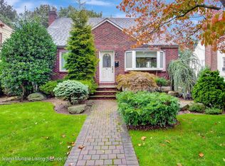 81 Allison Ave, Staten Island, NY