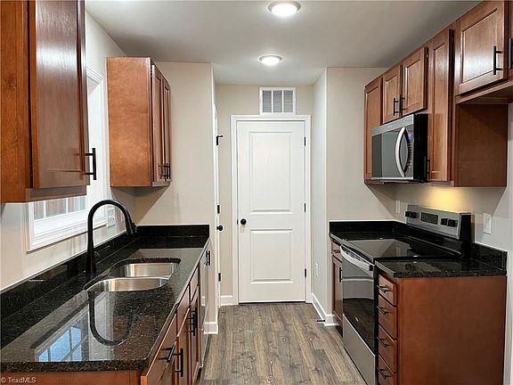 2nd image of 410 Irma Ave