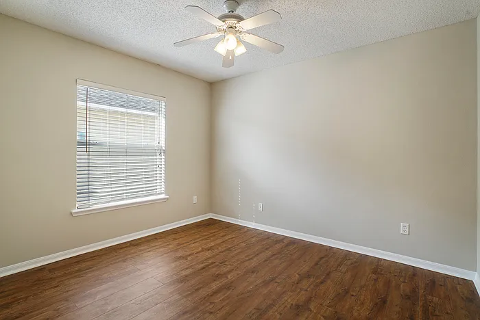 236 Sterling Hill Dr — Photo 25