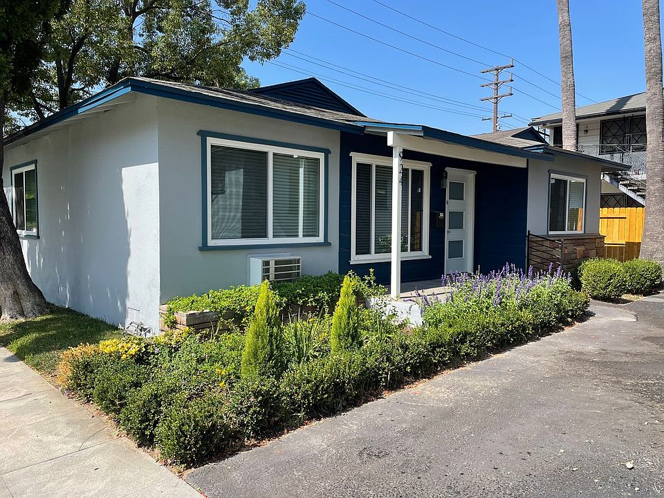 1st image of 924 W Glenoaks Blvd