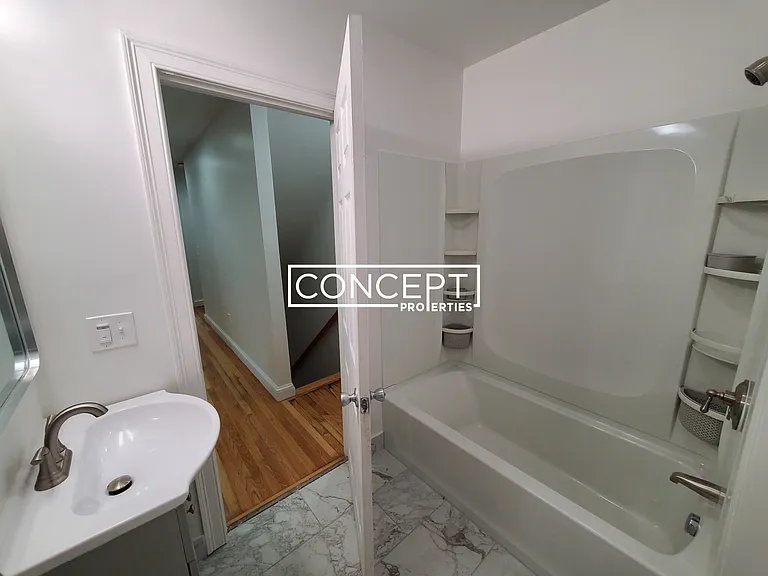 57 Circuit St #B — Photo 8