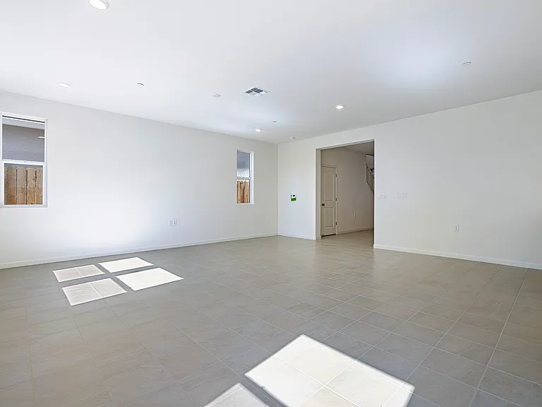 6547 E Madison Ave — Photo 16