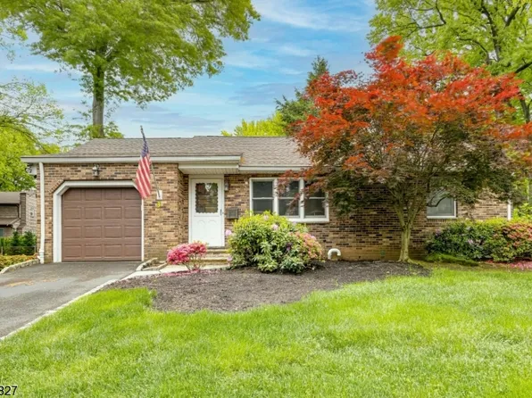 3 Maple St, Clark Twp., NJ 07066
