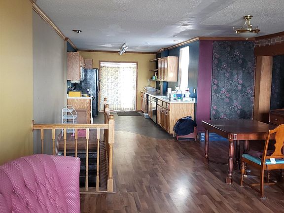 3rd image of 1112-1116 Oakes Ave