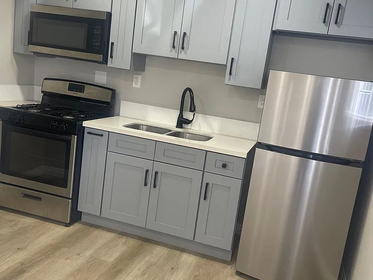 1451 W Holt Ave #8 — Photo 1
