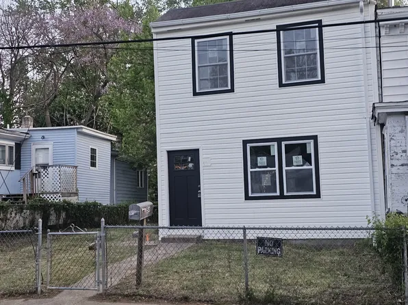 56 Buttonwood Ave, New Castle, DE 19720
