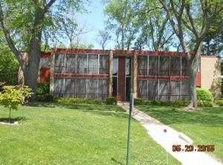 16579 Middlebelt Rd, Livonia, MI 48154