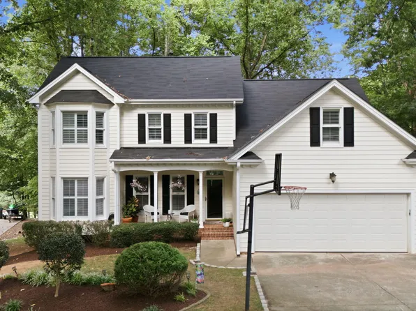 5101 Windance Pl, Holly Springs, NC 27540
