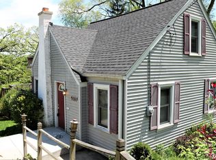 4317 Glacier Cir, Waterford, WI 53185