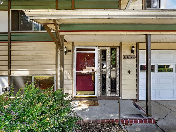 3rd image of 8835 SE Regents Dr