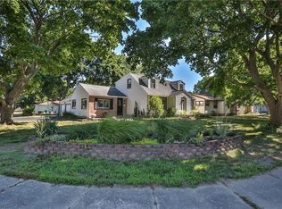 66 Knob Rd, Rochester, NY 14626