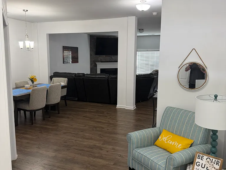 205 Barony Place Dr — Photo 5
