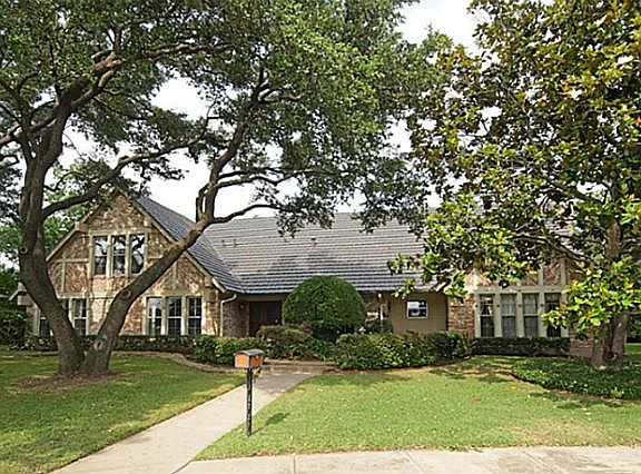 2nd image of 6931 Forest Glade Cir