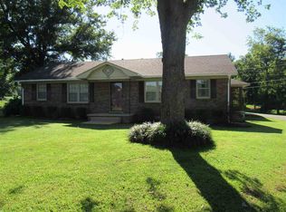 729 Scenic Hills Dr, Newbern, TN 38059