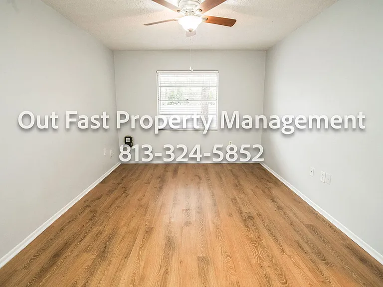 1273 Sylvia Ave — Photo 26