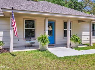 750 Plum St, Ocean Springs, MS 39564