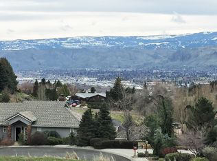 180 Tarn Pl, Wenatchee, WA 98801
