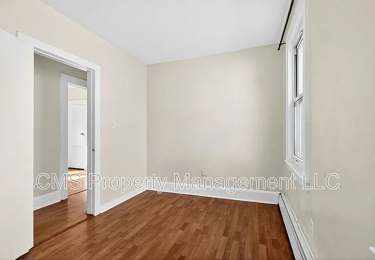 49 Welland Ave #2 — Photo 13